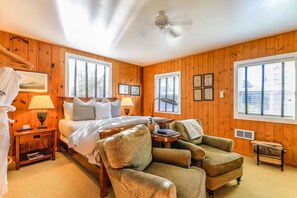 Studio, 1 Queen Bed | Iron/ironing board, cribs/infant beds, rollaway beds, free WiFi - Inn at Arch Cape (Arch Cape)