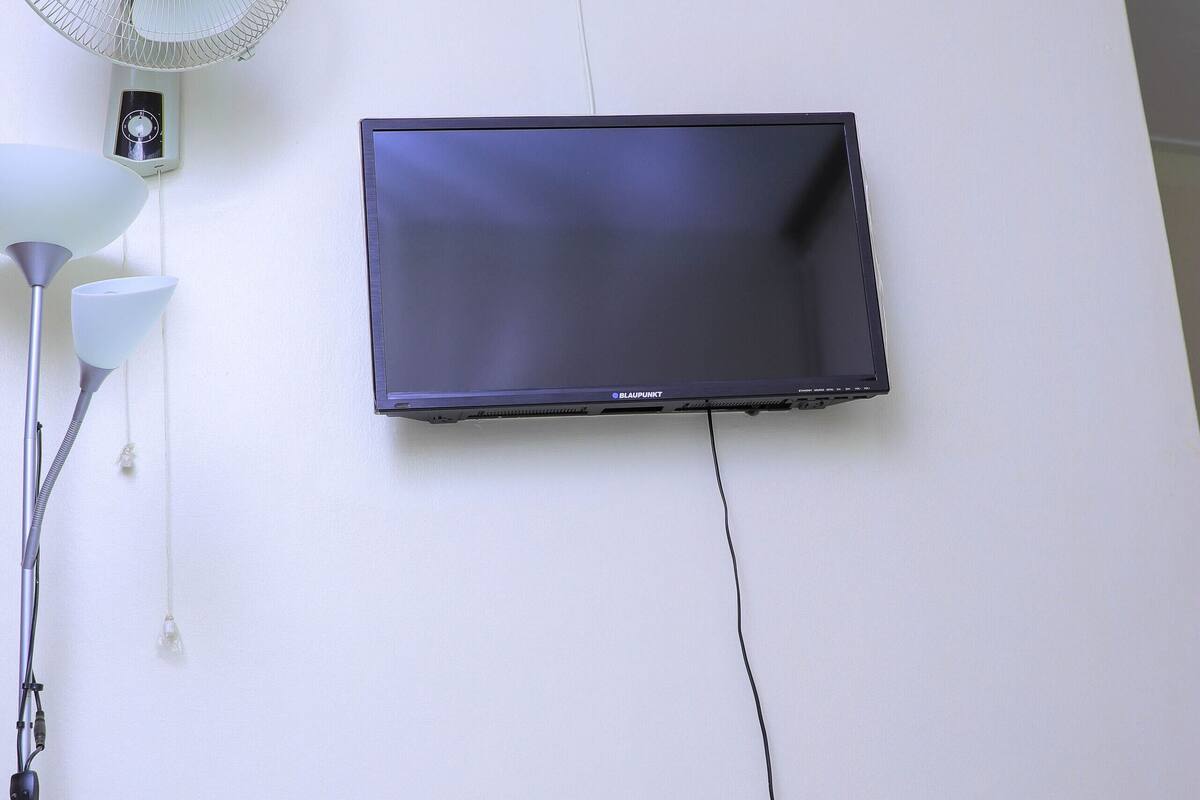 In-room safe, desk, soundproofing, free WiFi