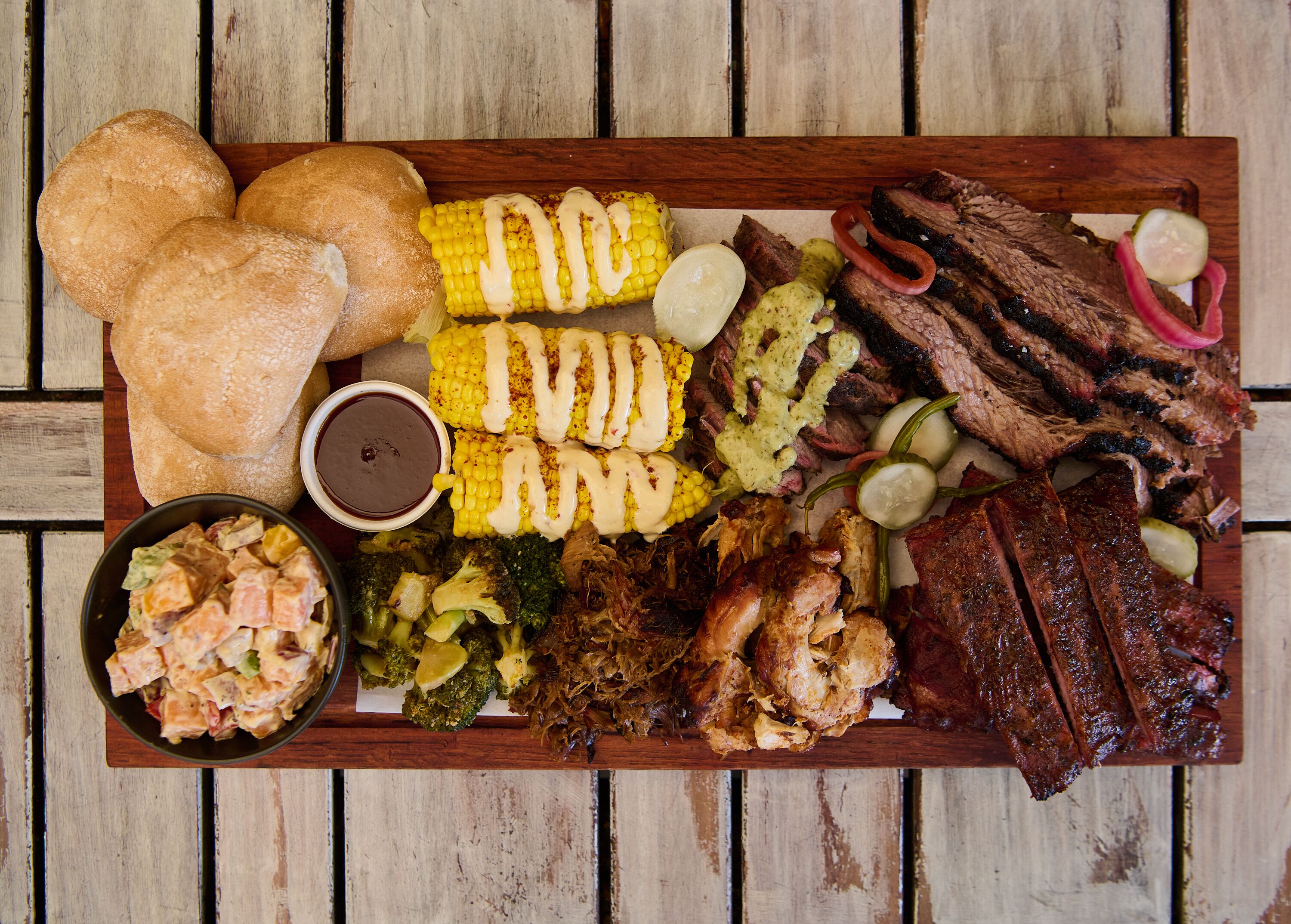 lunch and dinner served