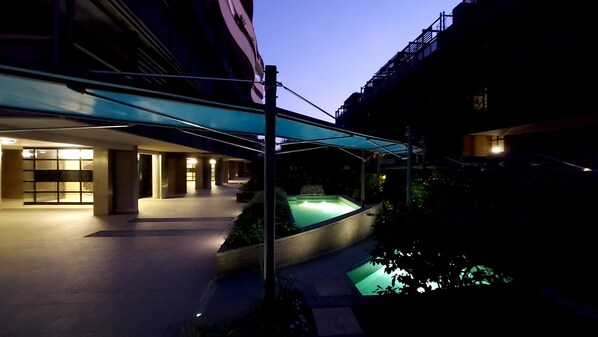 Appartement Luxe, 1 chambre, terrasse, vue jardin | Terrasse/Patio