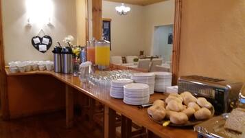 Colazione a buffet inclusa, servita tutte le mattine