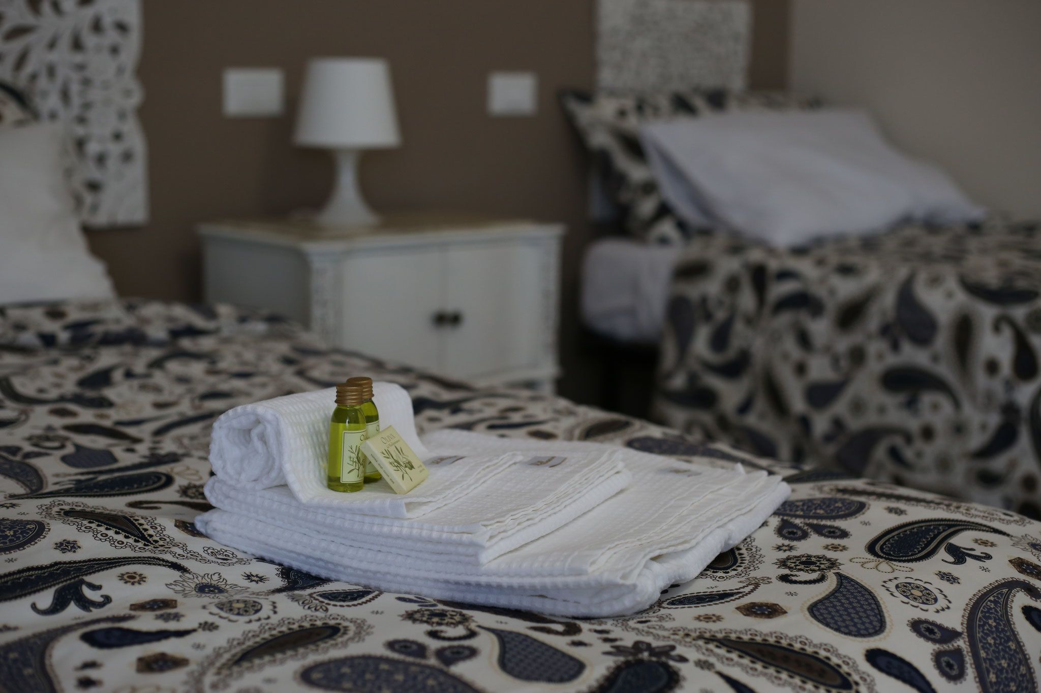 トリプルルーム | セーフティボックス (室内)、デスク、防音設備、WiFi (無料)