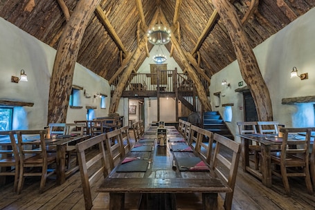Food and drink. Craven Shepherd Huts