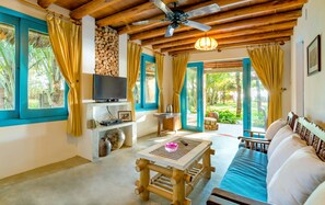 Huvila, 3 makuuhuonetta, valtamerinäköala | Oleskelualue | Taulutelevisio