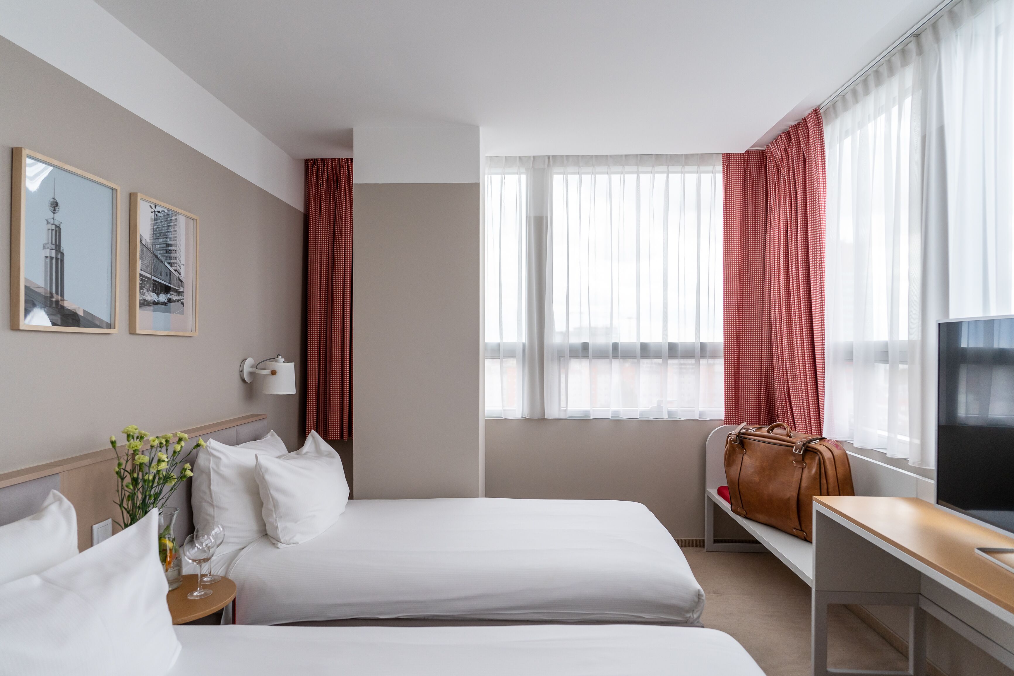 1 bedroom, in-room safe, desk, laptop workspace