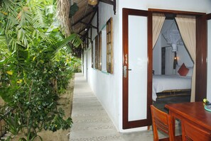 Deluxe Room, Terrace | Hypo-allergenic bedding, minibar, desk, laptop workspace - An Bang Little Family (Da Nang)