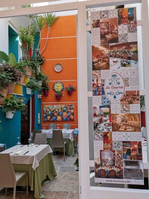 Dining - Le Caserie (Marsala)