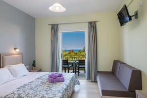 In-room safe, free cribs/infant beds, free WiFi, bed sheets