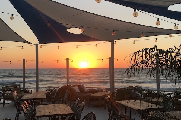Beach bar