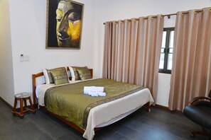 3 Bedroom Villa | 3 bedrooms, Egyptian cotton sheets, pillow-top beds, in-room safe - The Tropical Jomtien Pool Villa (Pattaya)