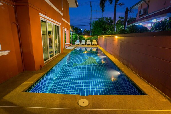 5 Bedroom Villa | Terrace/patio - The Lavender Jomtien Pool Villa (Pattaya)