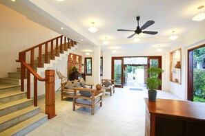Lobby - Vinabeach Villas (Da Nang)