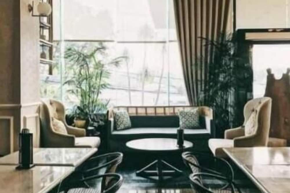 Brava Suites by ZIA Surabaya