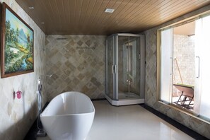 Bathroom - Sylvia Beach Villa (Labuan Bajo)
