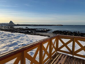 Lake view - Bleik Sea Cabins (Andoy)