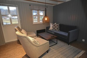 Una televisión de pantalla plana