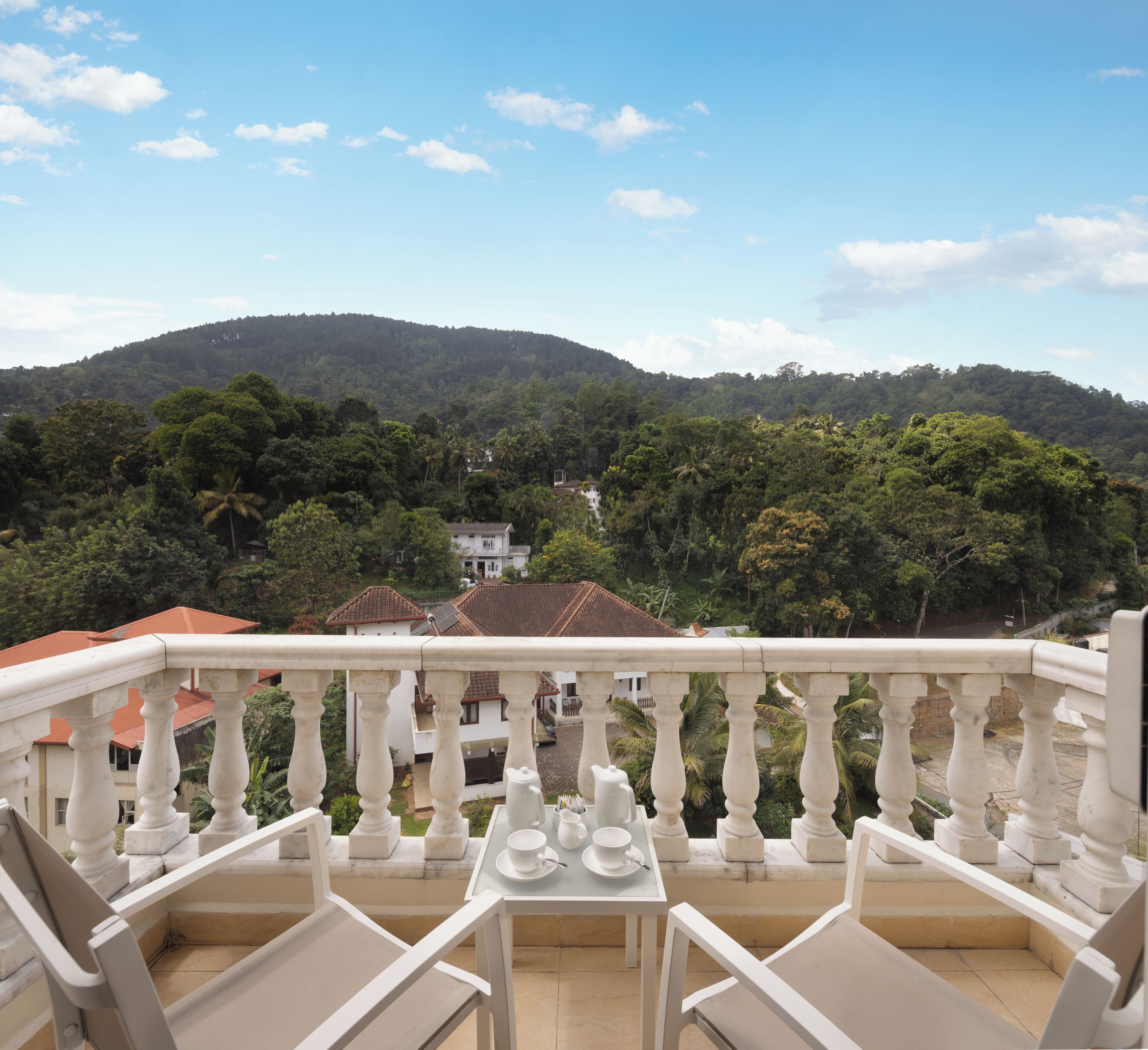 deluxe double or twin room, non smoking | balcony view