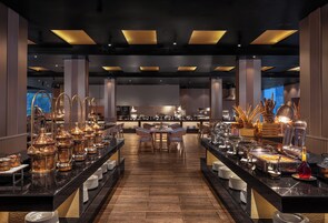 Daily buffet breakfast (USD 15 per person)