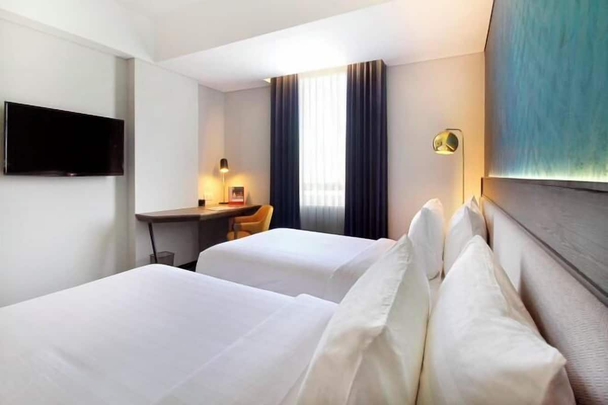 In-room safe, desk, blackout drapes, soundproofing