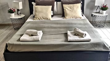 Minibar, Schreibtisch, laptopgeeigneter Arbeitsplatz