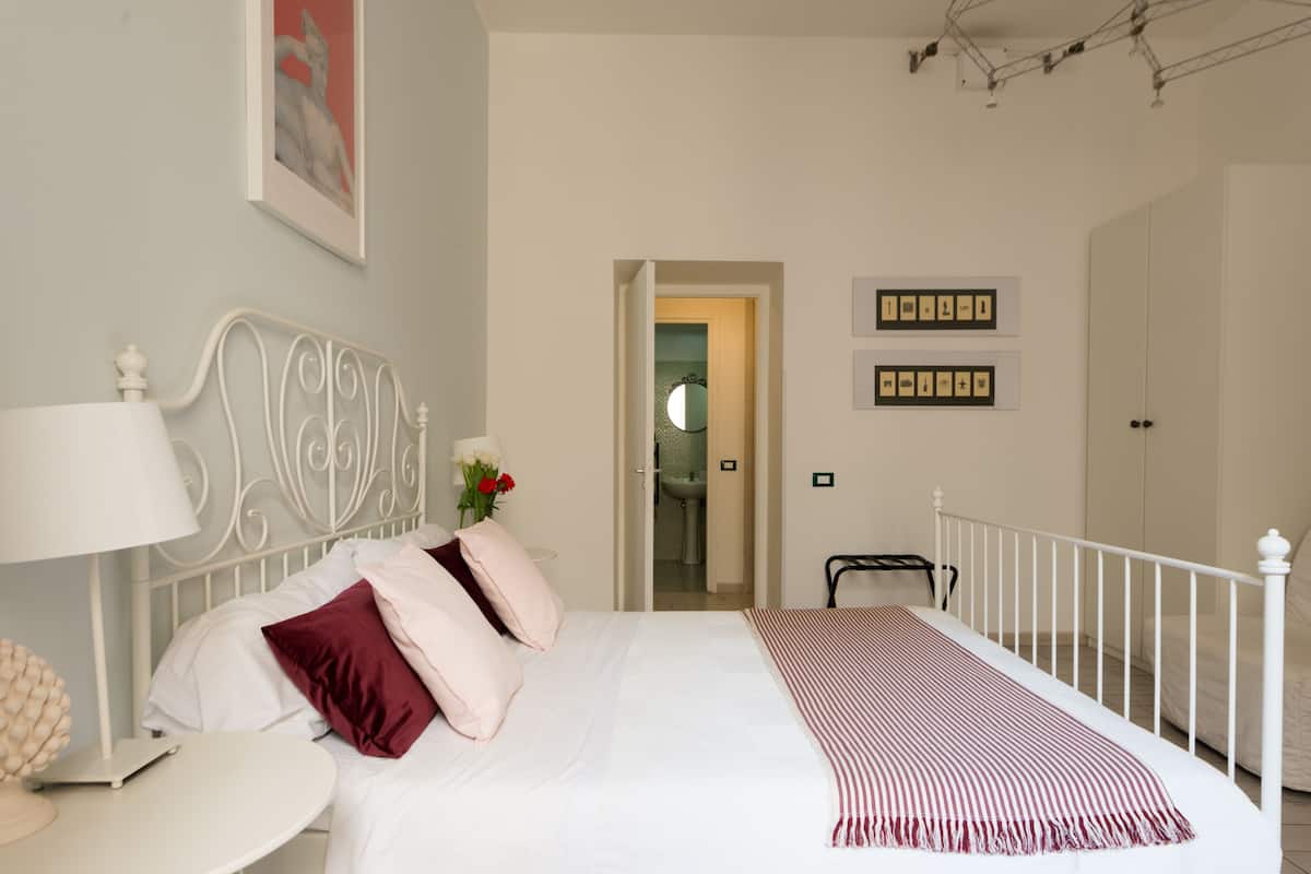 Deluxe Double Room, 1 Queen Bed
