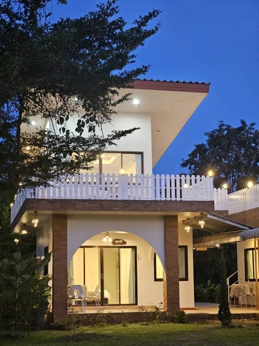 Charming Home Resort