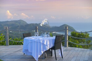 Café da manhã, almoço e jantar