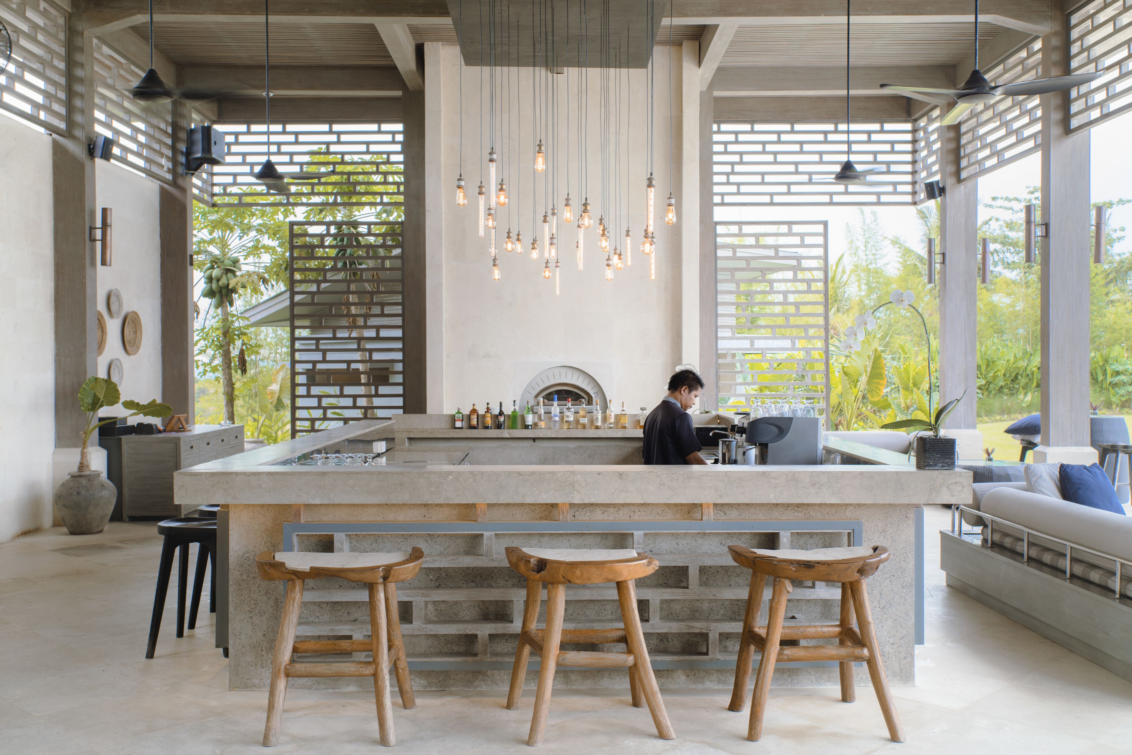 Bar (en la propiedad)