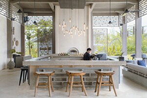 Bar (en la propiedad)