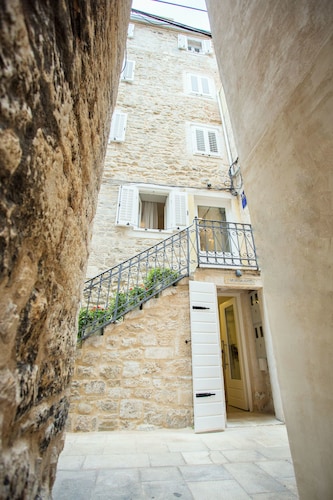 Mijama Suites