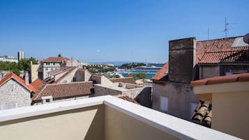 SUPERIOR TOP FLOOR SUITE | Balkoni