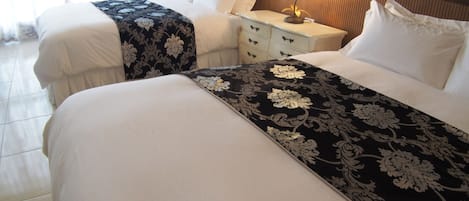 Deluxe Twin Room | Blackout drapes, free WiFi, bed sheets