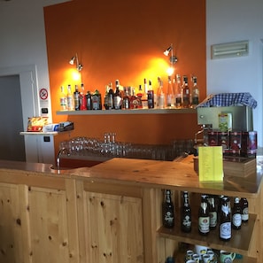Bar (en el alojamiento)