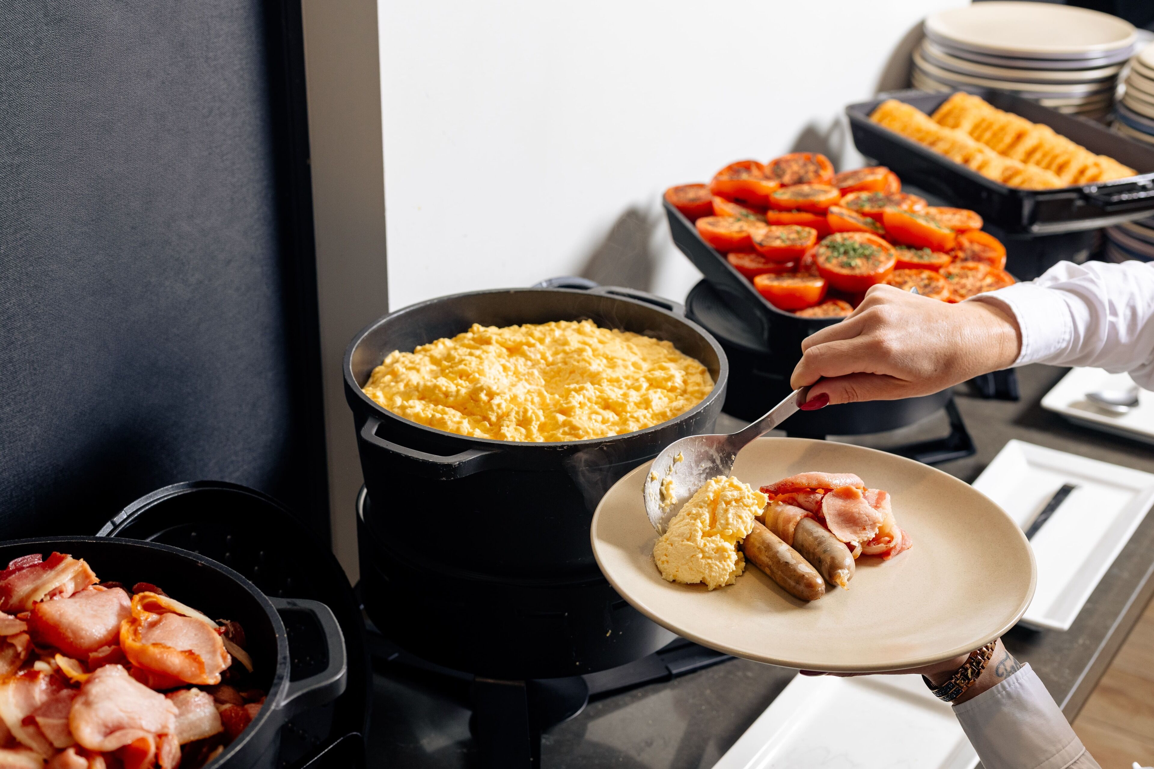 Daily buffet breakfast for a fee