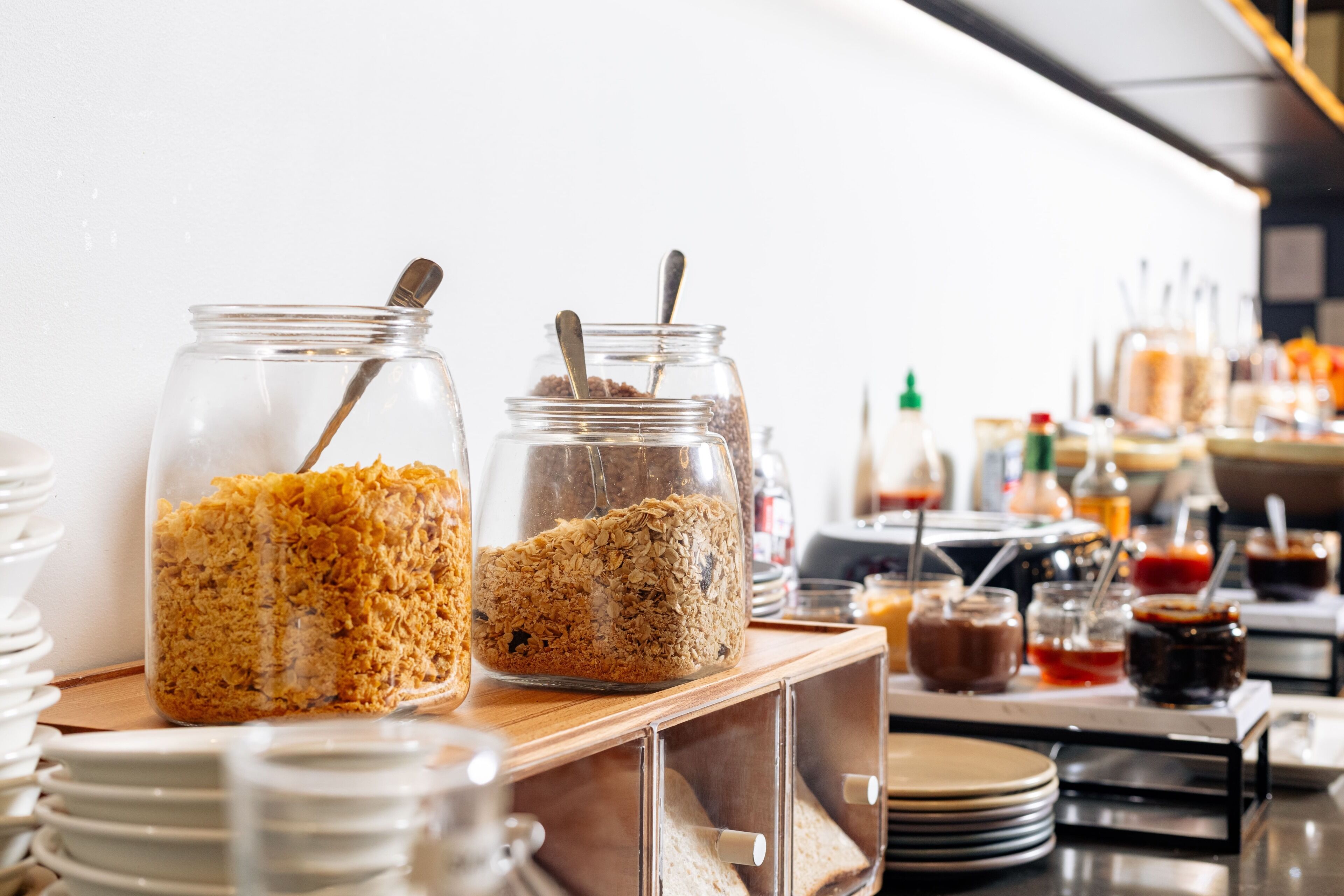 Daily buffet breakfast for a fee
