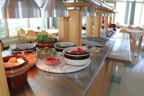 Daily buffet breakfast (EUR 7.50 per person)