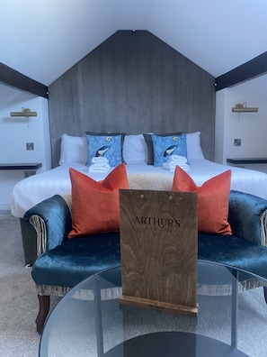 Penthouse, Ensuite (Arthur's Penthouse Suite) - Arthur's of Churchtown (Southport)