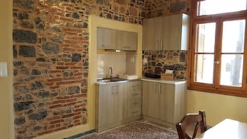Junior Suite, 2 Bedrooms, Terrace | Private kitchenette