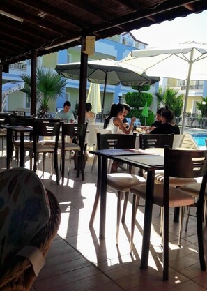 Breakfast area - Melodi Club Hotel (Kusadasi)