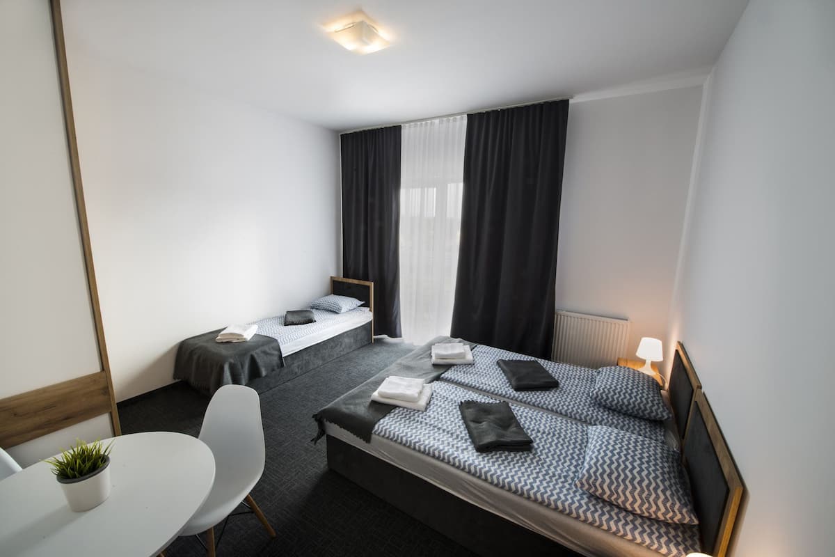 Family Quadruple Room, 1 Bedroom | Iron/ironing board