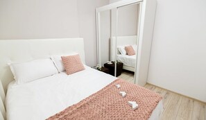 1 habitación, minibar, escritorio y sistema de insonorización