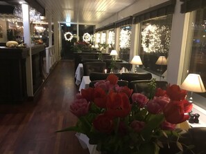 Breakfast, lunch and dinner served  - Hotel Gilleleje Strand (Gilleleje)