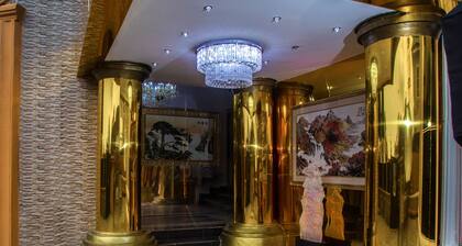 E-Suite Hotel
