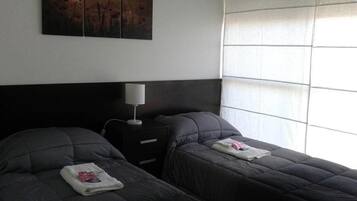 1 soverom, sengetøy av topp kvalitet og safe på rommet