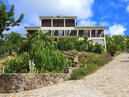 Front of property. Villa Touloulou