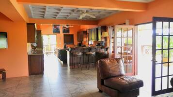 1 bedroom, in-room safe, individually decorated, individually furnished