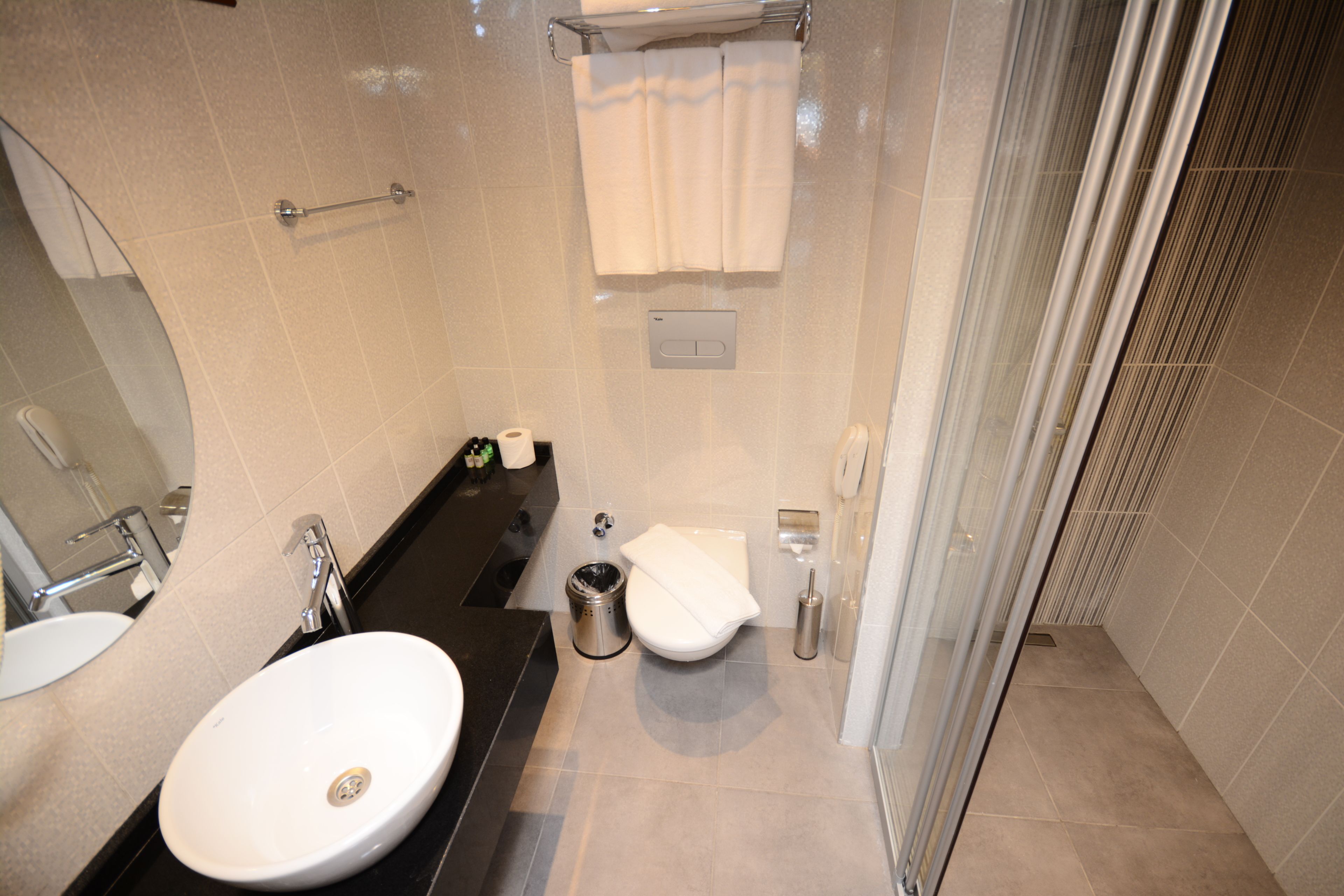 standard double room, pool view | minibar, in-room safe, desk, iron/ironing board