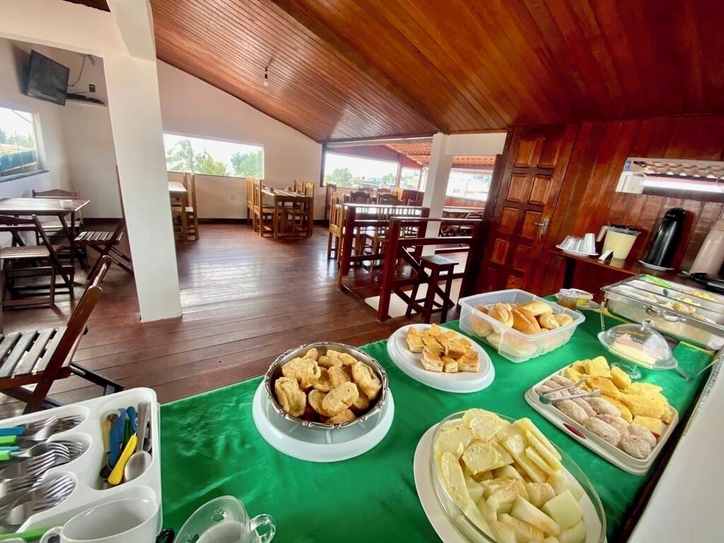 包含每日自助早餐