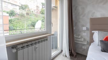 Habitación exclusiva doble, balcón (202) | Sábanas de algodón egipcio y ropa de cama de alta calidad