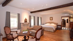 Doppia Luxury, 1 letto king, sauna, lato giardino | Biancheria da letto di alta qualità, minibar, una scrivania